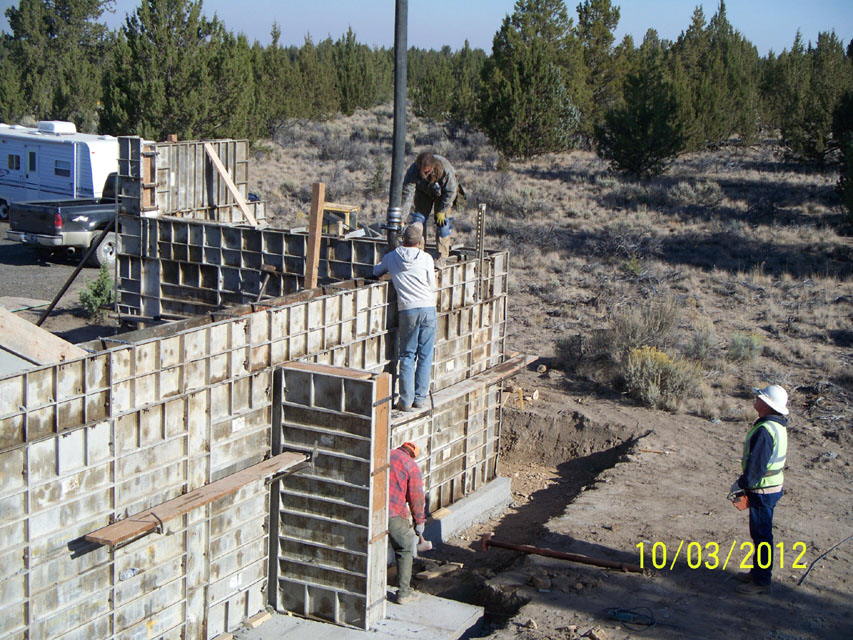 Garage_WallPour_0875
